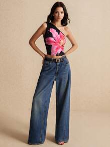 Poéselle 秋季粉色印花宽松肩部不对称荷叶边女式黑色上衣，外出装，不对称上衣，花卉衬衫。 - 黑色 - 查看 1