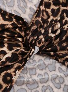 SHEIN Unity Leopard Print Front Twist V-Neck Cropped Long Sleeve Blouse - Multicolor - View 4