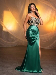Glamrae Elegant, Gorgeous, Champagne Color Contrasting Dark Green Sexy Bodycon Luxurious Sequins Floral Design, Stretch Glossy Satin Fabric, Herringbone Stitching Details, High Slit Fishtail Floor-Length Style Suitable For Wedding Events, Bachelorette Parties, Graduation Prom Informal Dinner Dresses (Heavy Industrial Style) Party Dress Wedding Guest Dress Evening Dress,Gown