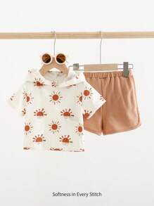 Cozy Pixies 嬰兒男寶寶太陽圖案針織軟質連帽落肩短袖衛衣和休閒短褲套裝 - 棕色 - 查看 1