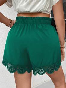 Calvaya Quần short nữ cỡ lớn, màu trơn, có túi, viền ren và bèo nhún. - màu xanh lá - Xem 2