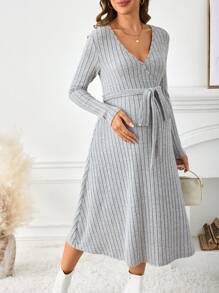SHEIN 孕妇休闲 V 领长袖紧身中长连衣裙 - 灰色 - 查看 5