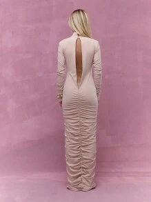 MISSGUIDED 褶饰长袖超长连衣裙 - 卡其色 - 查看 2
