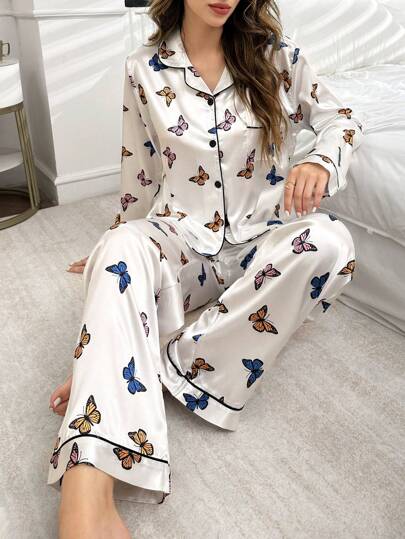 LuxeNights Conjunto de pijama de camisa de manga larga con cuello y pantalones con estampado de mariposa de poliéster. Detalles cómodos y elegantes, ropa de otoño.