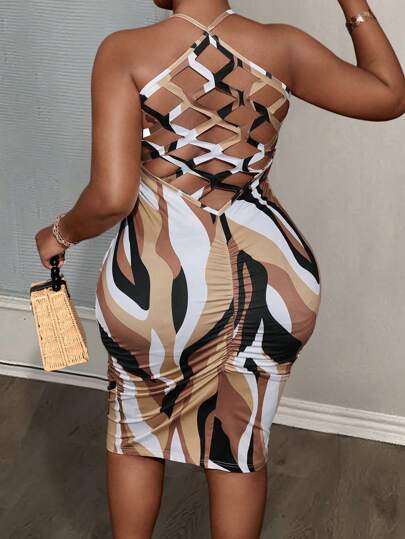 Slaydiva Plus Size Women's Elegant Bodycon Party Dress - Sleeveless, Spaghetti Strap, Hollow-Out Back, Ruched, Multi-Color Geometric Print, Knee-Length
