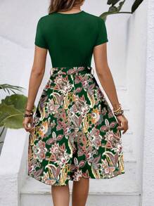 SHEIN LUNE 女士圆领印花拼接系带休闲日常装春夏连衣裙 - 彩色 - 查看 2