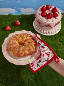 Strawberry Shortcake X SHEIN 1pc Cartoon Character & Strawberry Print Ruffle Trim Heat-Resistant Placemat