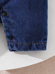 SHEIN Playful Pals Baby Boy Cartoon Bear Pocket Decor Casual Bib Shorts, Summer