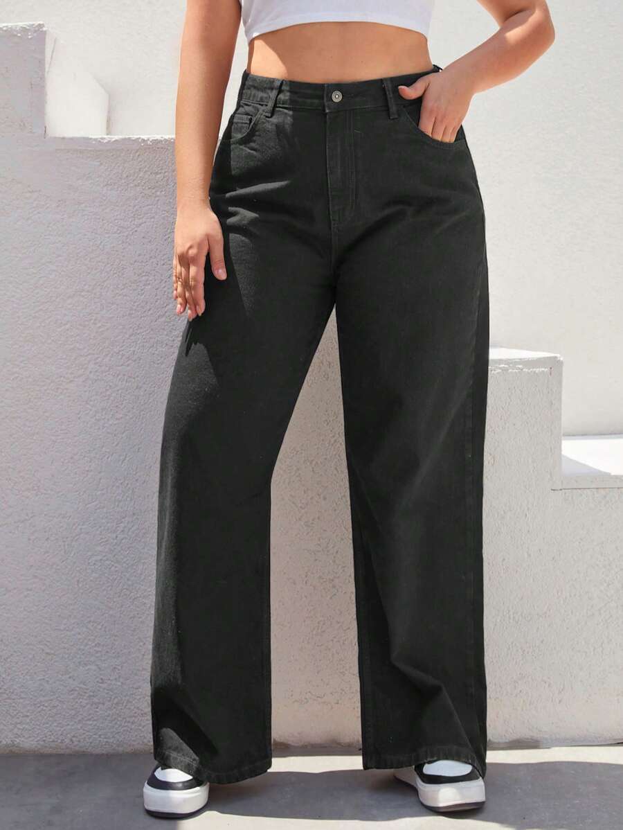 RueChic Plus Size Solid Color Jeans With Slanted Pockets - Navy Blue - View 1