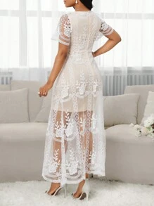 SHEIN Lady Four Season  Women's White Lace Trim V-Neck Fall Women Dresses  Cruise Women Outfits  Fall Wedding Guest Dress  Dark Academia   Long Holiday Summer Dress - White - View 2