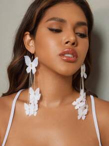 SHEIN SXY 适合日常佩戴的蝴蝶设计吊坠耳环 - 白色 - 查看 4