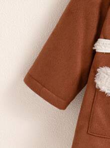 Chaqueta de estilo de moda con manga larga, solapa y botones para bebé niña