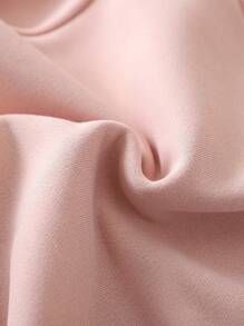 SHEIN Conjunto de sudadera con capucha y pantalón informal de unicolor para bebé niña con detalles de volantes, otoño/invierno - Rosa - Ver 8