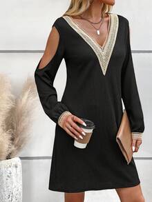 SHEIN LUNE 女裝黑色長袖裙，杏色立領花朵及肩部空心設計 - 黑色 - 查看 5