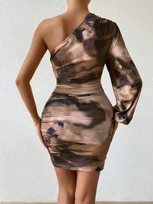 SHEIN Privé Elegante vestido de mujer de verano con diseño arrugado y teñido, de un solo hombro - Caqui - Ver 2