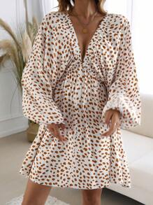 SHEIN LUNE Deep V Neck Lantern Sleeve Allover Print Cinched Waist Dress - White - View 4