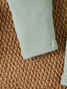 女婴花卉印花荷叶边圆领上衣和纯色裤子休闲装 - 彩色 - 查看 3