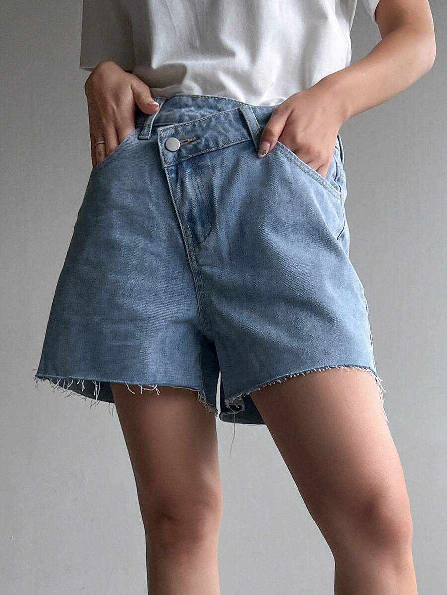 DAZY Loose-Fit Asymmetrical Waist Women's Denim Shorts Low Rise Jeans Jorts - Light Wash - View 1