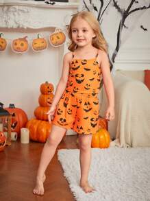 SHEIN Feuerfestes Pyjama-Set mit Cartoon Muster für Kleine Mädchen, Unterhemd und Shorts zum Thema Halloween, 2 Stücke Mama-und-ich-Outfit (3 Sets separat erhältlich)