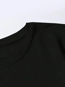 Manfinity EMRG Camiseta casual de manga corta con cuello redondo y estampado de personaje de dibujos animados para hombre de verano - Negro - Ver 3