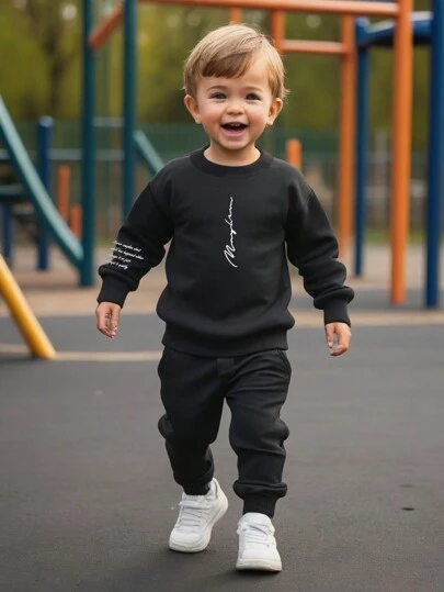 SHEIN Playful Pals 1 件装年轻男童休闲户外运动时尚印花轻便夹克，适合秋冬季