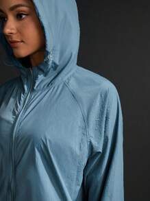 SHEIN Sports 2pcs Women Spring & Autumn Solid Color Raglan Sleeve Hoodie Jacket And Shorts Sports Suit - Baby Blue - View 2