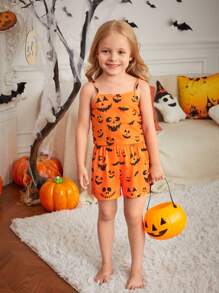 SHEIN Feuerfestes Pyjama-Set mit Cartoon Muster für Kleine Mädchen, Unterhemd und Shorts zum Thema Halloween, 2 Stücke Mama-und-ich-Outfit (3 Sets separat erhältlich)