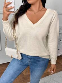 SHEIN Frenchy Plus Size Elegant V-Neck Lace Patchwork Fitted Sweater, For Winter - White - View 5
