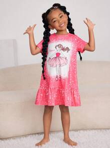 SHEIN Sommerliches, süßes und bequemes Schlafkleid für Kleine Mädchen mit Cartoon-Muster, kurzem Arm, Rüschen am Saum und flammhemmender Funktion