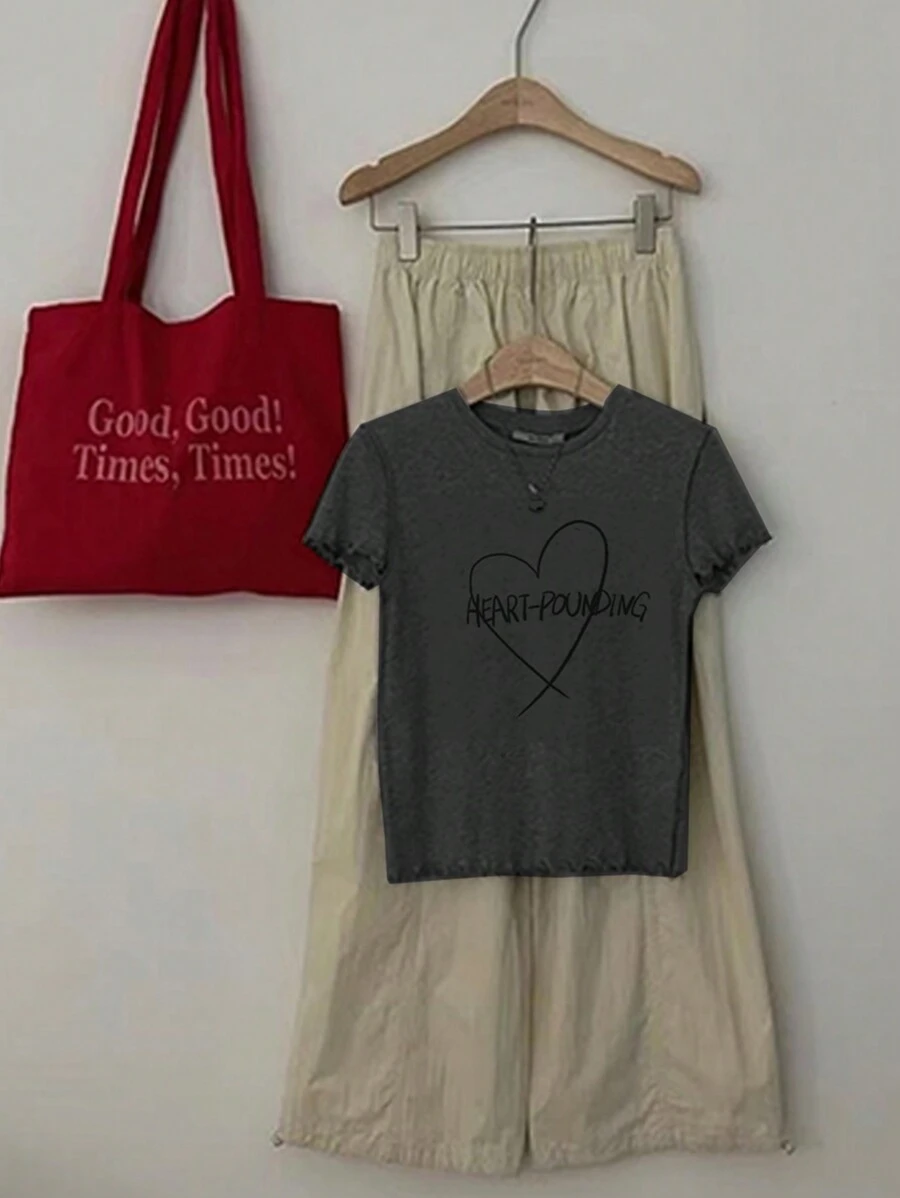 DAZY Áo thun nữ cổ tròn in chữ ôm vừa vặn, áo crop top nữ - Màu xám đen - Xem 1