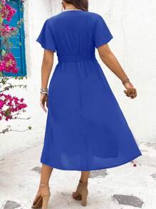 SHEIN LUNE 大码女式夏季纯色重叠褶皱荷叶边短袖收腰优雅连衣裙 - 藍色 - 查看 2