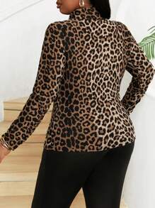 Maweii Leopard Print Plus Size Women's Versatile Turtleneck Long Sleeve Tight Fit Base Layer T-Shirt, Autumn/Winter Graphic Cheetah Print Tees Women Tops For Spring Outfit