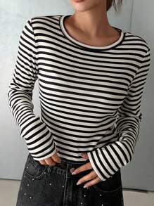 DAZY 女士休闲条纹保暖内衬保暖T恤，秋冬长袖女上衣 - 黑與白 - 查看 5