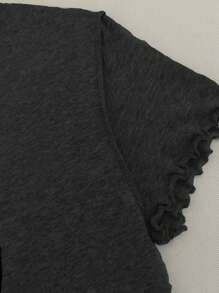 DAZY Áo thun nữ cổ tròn in chữ ôm vừa vặn, áo crop top nữ - Màu xám đen - Xem 2