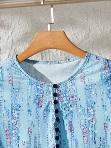 SHEIN LUNE Women's Front Button Up All-Over Print Round Neck Short Sleeve Casual Top - Blue - View 4