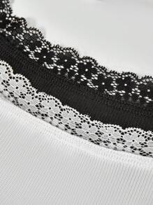 Chiquease Camiseta con cuello en U, ribete de encaje y mangas cortas para mujeres, camisola informal con volantes y relleno