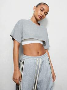 SUMWON WOMEN Street Oversized Micro Raw Hem Cropped Tee - Grey - View 1