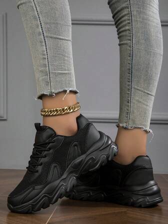 Nyheter Tjock 
Botten Alla Svart Skor med Tjock Sula , Kvinnors Andas & Bekvämt Nät Enkel Promenadskor , Fashionabel , Mjuk sula , Elsäker , Skridssäker , , Bär-Resistent , Springskor