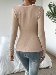 Zolique 杏色 U 领罗纹针织修身长袖 T 恤 - 卡其色 - 查看 2