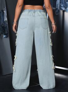 SHEIN ICON Plus Size Stars Embroidered Pockets Loose Fit Casual Wide Leg Jeans - Light Wash - View 2