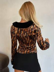 Aloruh Blusa de mujer para otoño e invierno, cálida, de terciopelo, con bloques de color, estampado de leopardo, patchwork y textura esponjosa - Multicolor - Ver 2