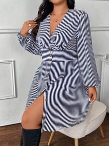 SHEIN Frenchy 大码女式条纹短款休闲长袖连衣裙 - 藍白色 - 查看 4