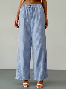 Aloruh 2 piezas Traje de mujer minimalista con camiseta de tirantes azul y blanca a rayas + pantalón maxi a rayas de cintura baja para viajero joven