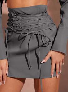 SHEIN BAE Minifalda sexy con decoración de abertura, de cintura alta, corte ceñido y ajustable, de estilo versátil de calle, en color caqui, para mujer - Gris Oscuro - Ver 6