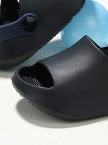 1 Pair Baby Breathable Simple & Cute Dinosaur Theme Anti-Slip Hollow Sandals, Beach Shoes - Black - View 8