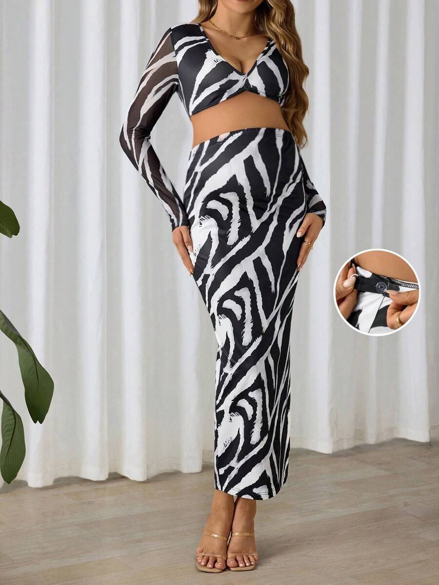 SHEIN 2 bộ đồ bà bầu cổ chữ V in họa tiết dài tay và chân váy chữ A thường ngày - Đen và trắng - Xem 1
