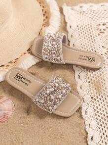Summer Girls Rhinestone & Pearl Decor Beach Sandals, Fashionable Open Toe Flat Princess Slides, Suitable For Students And Outdoor Wear (Handmade Rhinestone Placement Slightly Uneven, Random Sole Color)
