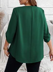 EMERY ROSE Camisa de Plus Size Casual Verde com Gola Virada e Manga Enrolada, Roupas de Primavera, Outono e Inverno - Verde - Visão 2