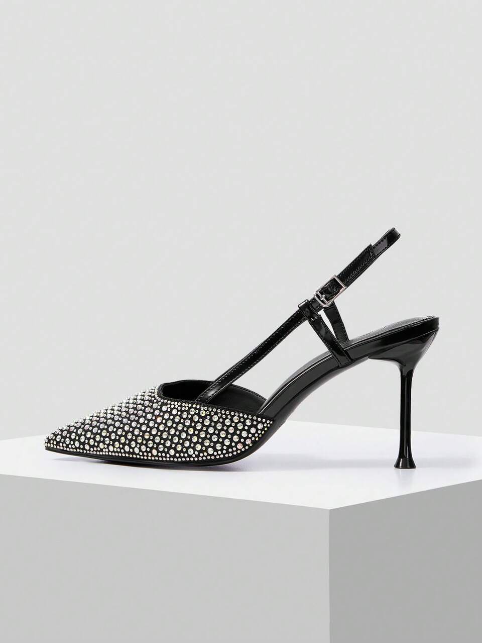 SAPATOS DE SALTO ALTO PONTIAGUDO FEMININO COM PEDRARIAS, NA MODA