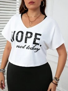 SHEIN LUNE 2pcs Plus Size Women's Printed Asymmetrical Neck Top & Sleeveless Solid Color Dress Set, For Summer Skirt Two Pieces Set - Black - View 6